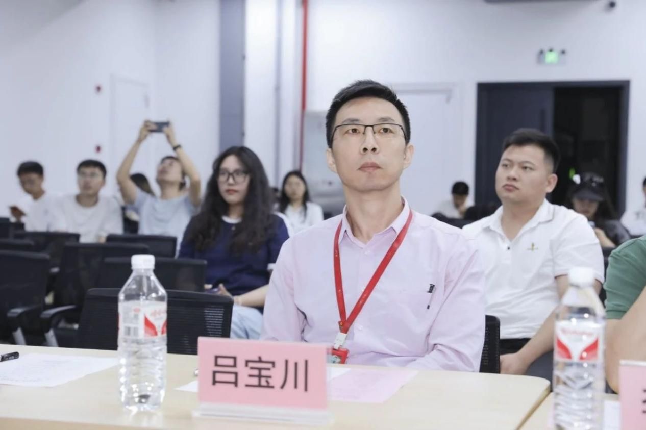 56BBFAE8DE8B1081EC77F96C8CA_71C4ABE4_13B5F