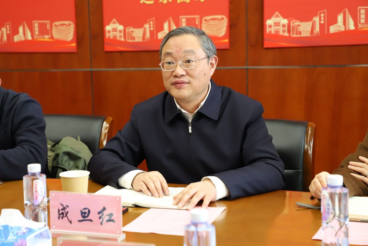 F275A97A2AF00B92A91EBA51DBB_850D82CB_1A052