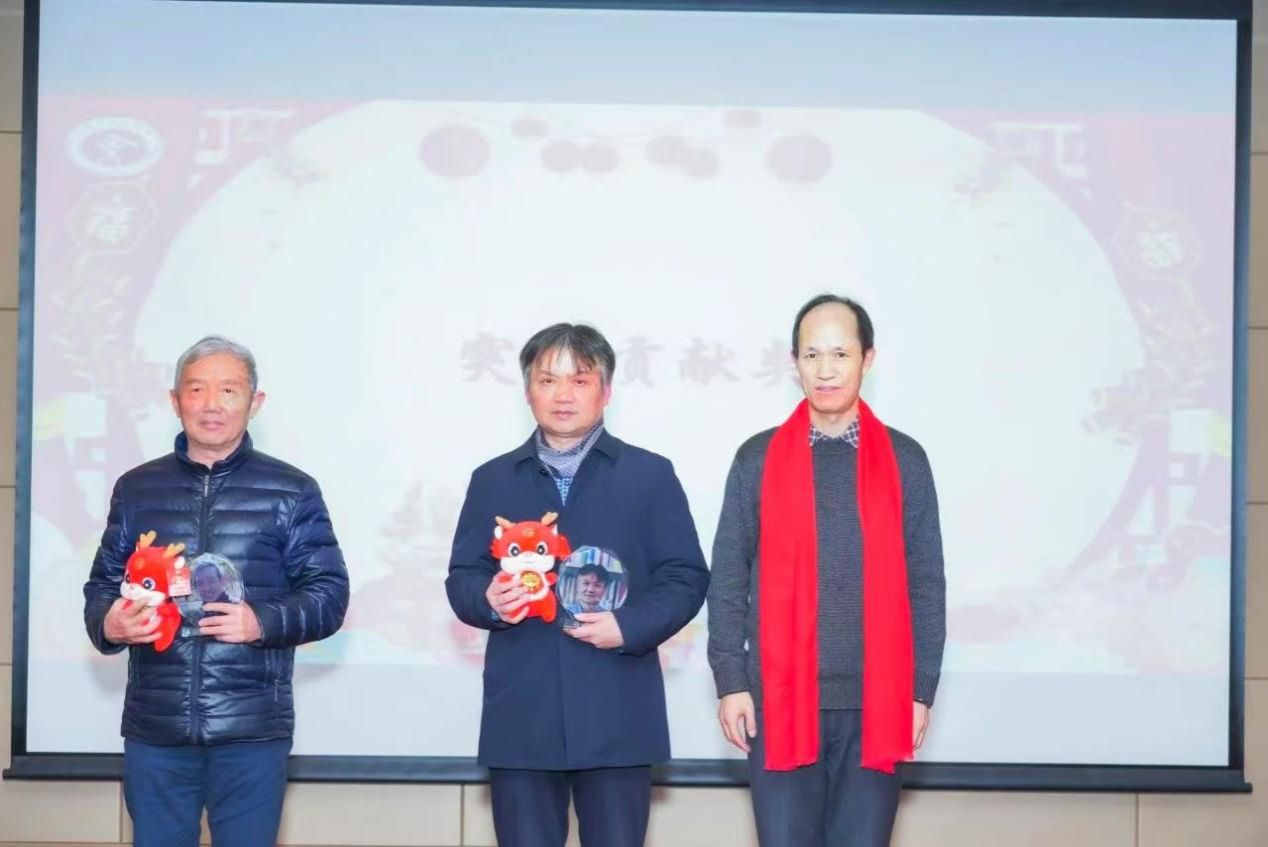 B101DF349C343E9834F99207C36_5CD280B2_1409D B101DF349C343E9834F99207C36_5CD280B2_1409D