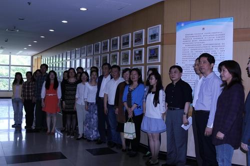 21755F1AD536D8DB5A9DD757F32_0601CDFF_70EB.jpg?e= 21755F1AD536D8DB5A9DD757F32_0601CDFF_70EB.jpg?e=