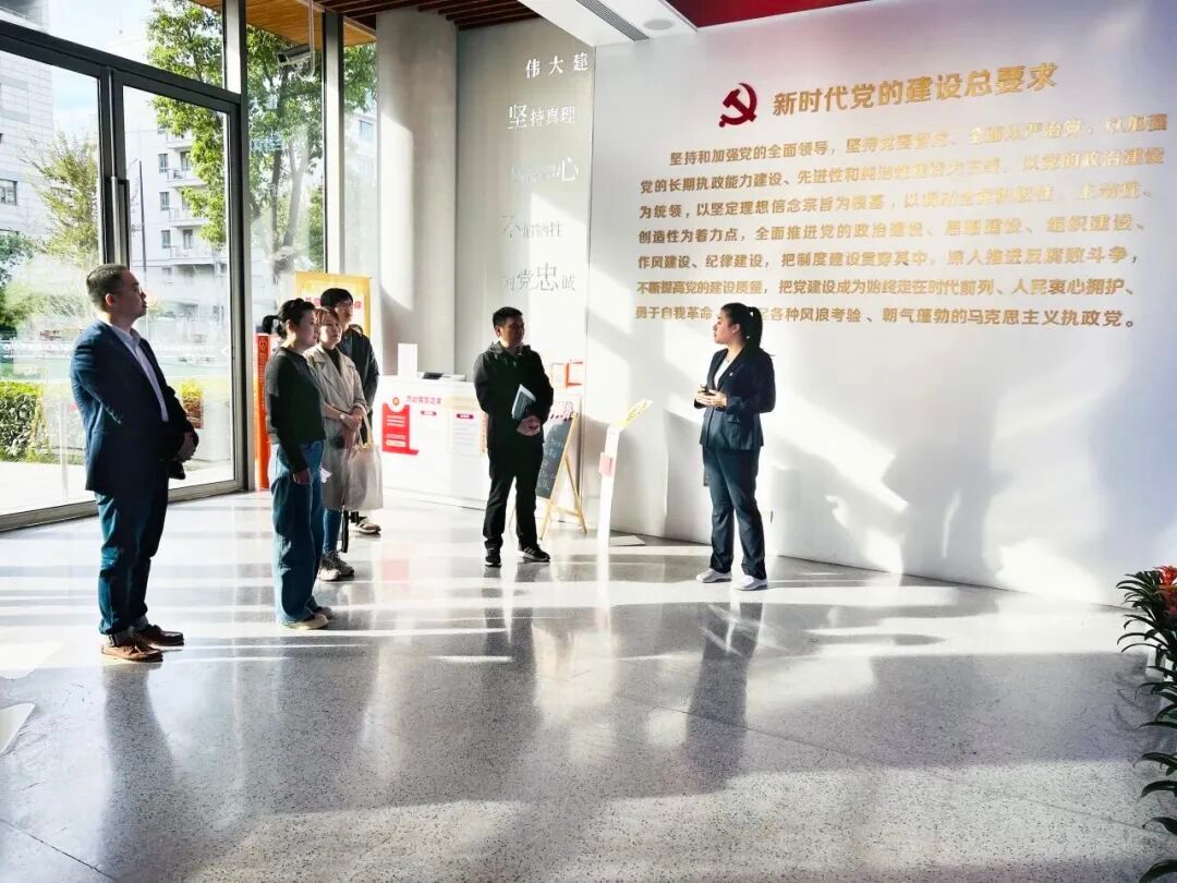 F9E7D60C1BFDAC356ED6A67B20B_A5F64670_250EE