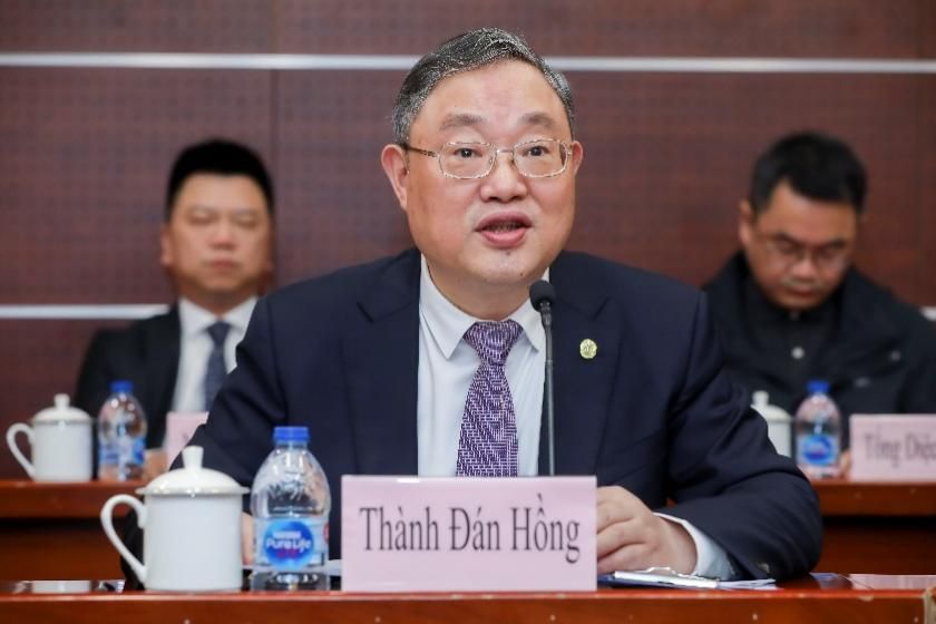 793EF5BF85E567F8E6D82027DB8_D94B01C4_C255