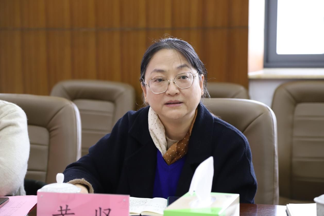 76CAFDBE9579791E40E7514A4A7_201E7856_12180