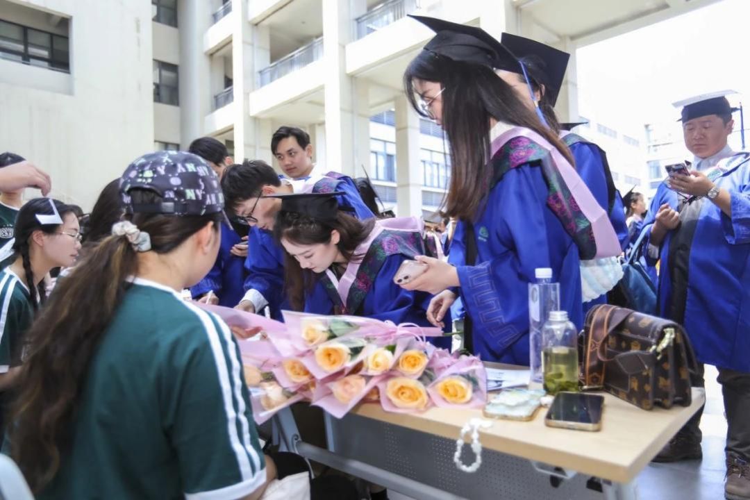 1A489B7CC1A3CA9754BEAB20AB6_70546421_1A3E3