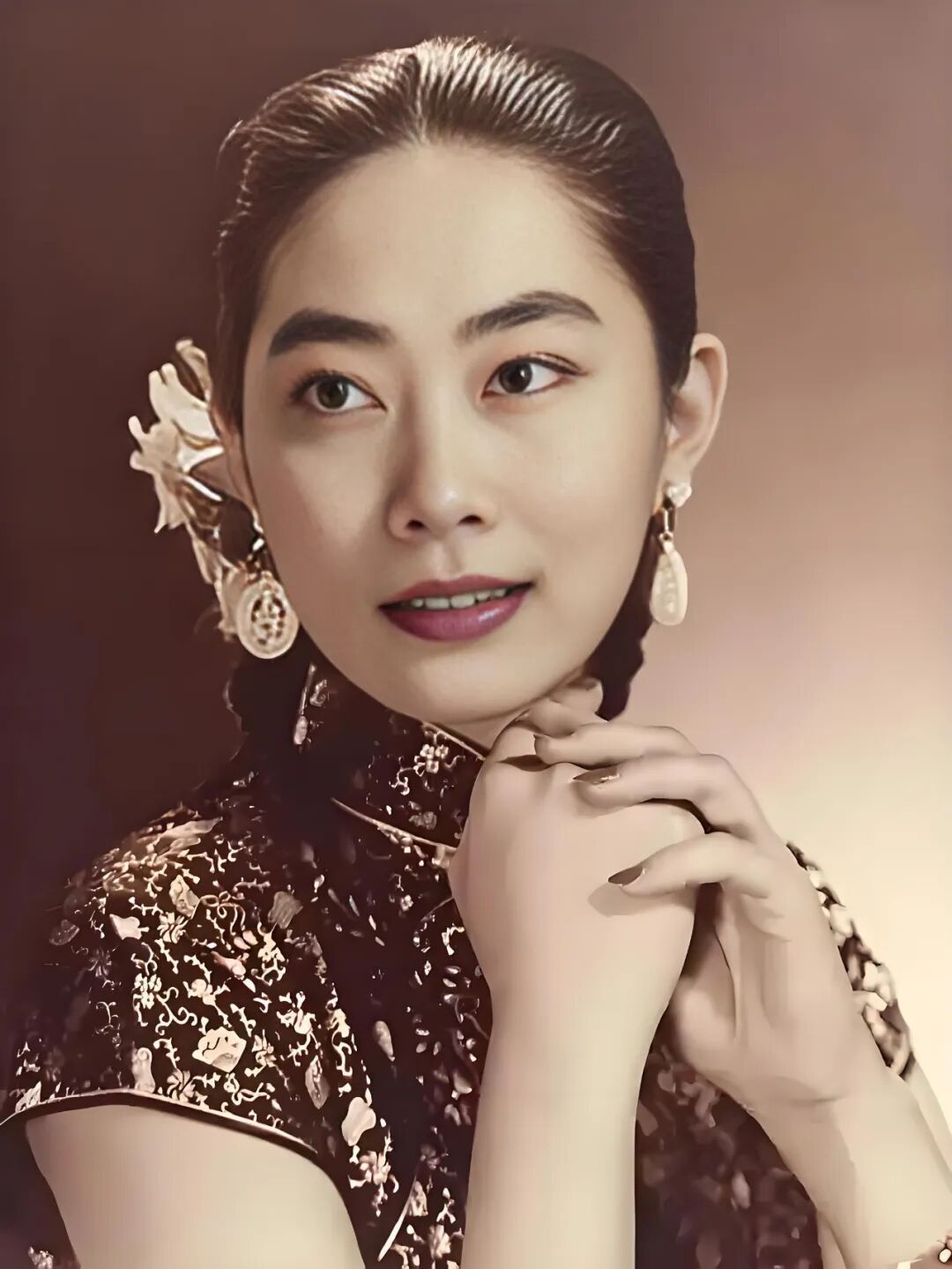 40CF2D6BD953288AC3B76E85E32_0F8AA0F5_20377