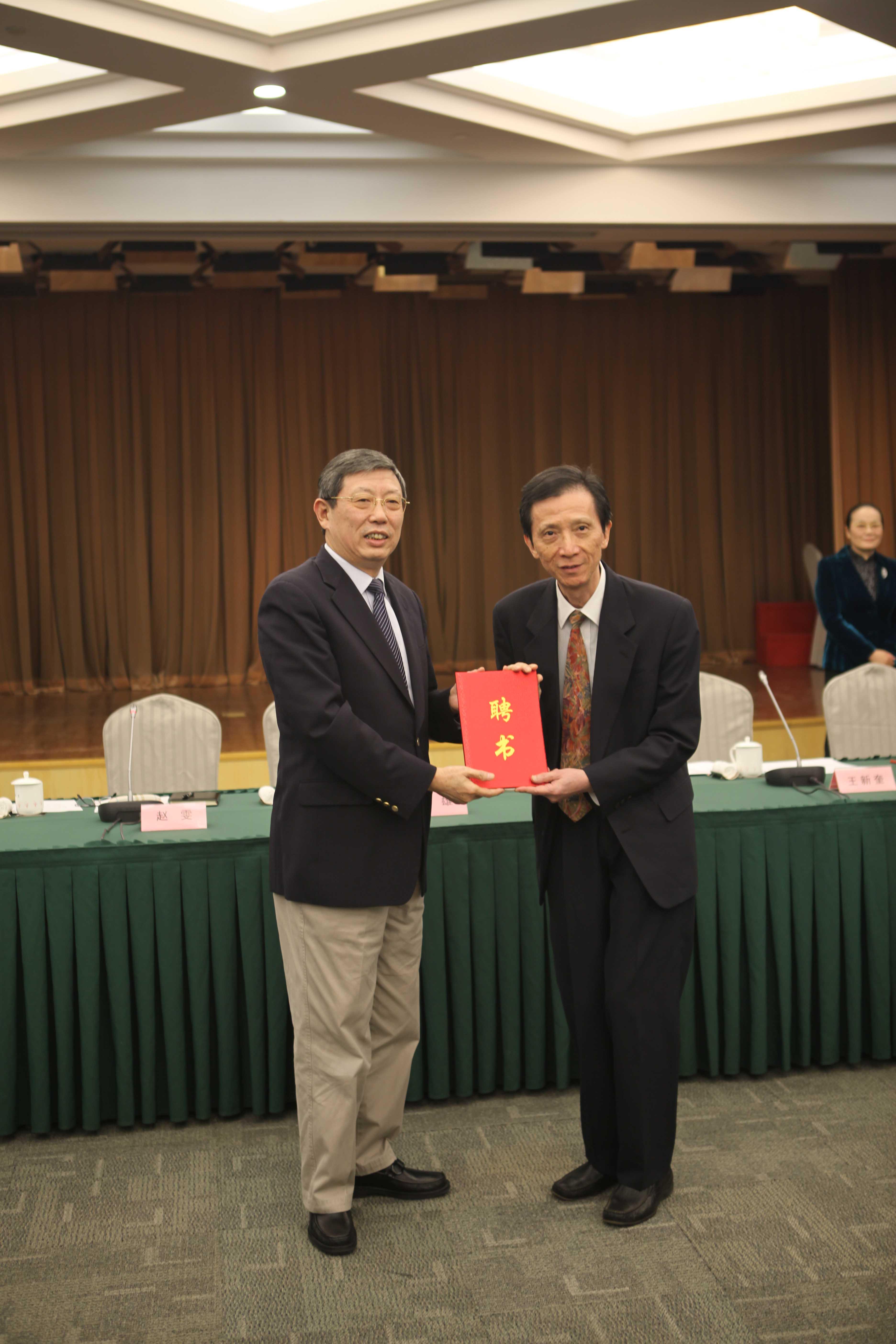 942F43836EBAE5243F3703317FB_2C727FA4_C847D.jpg?e= 942F43836EBAE5243F3703317FB_2C727FA4_C847D.jpg?e=