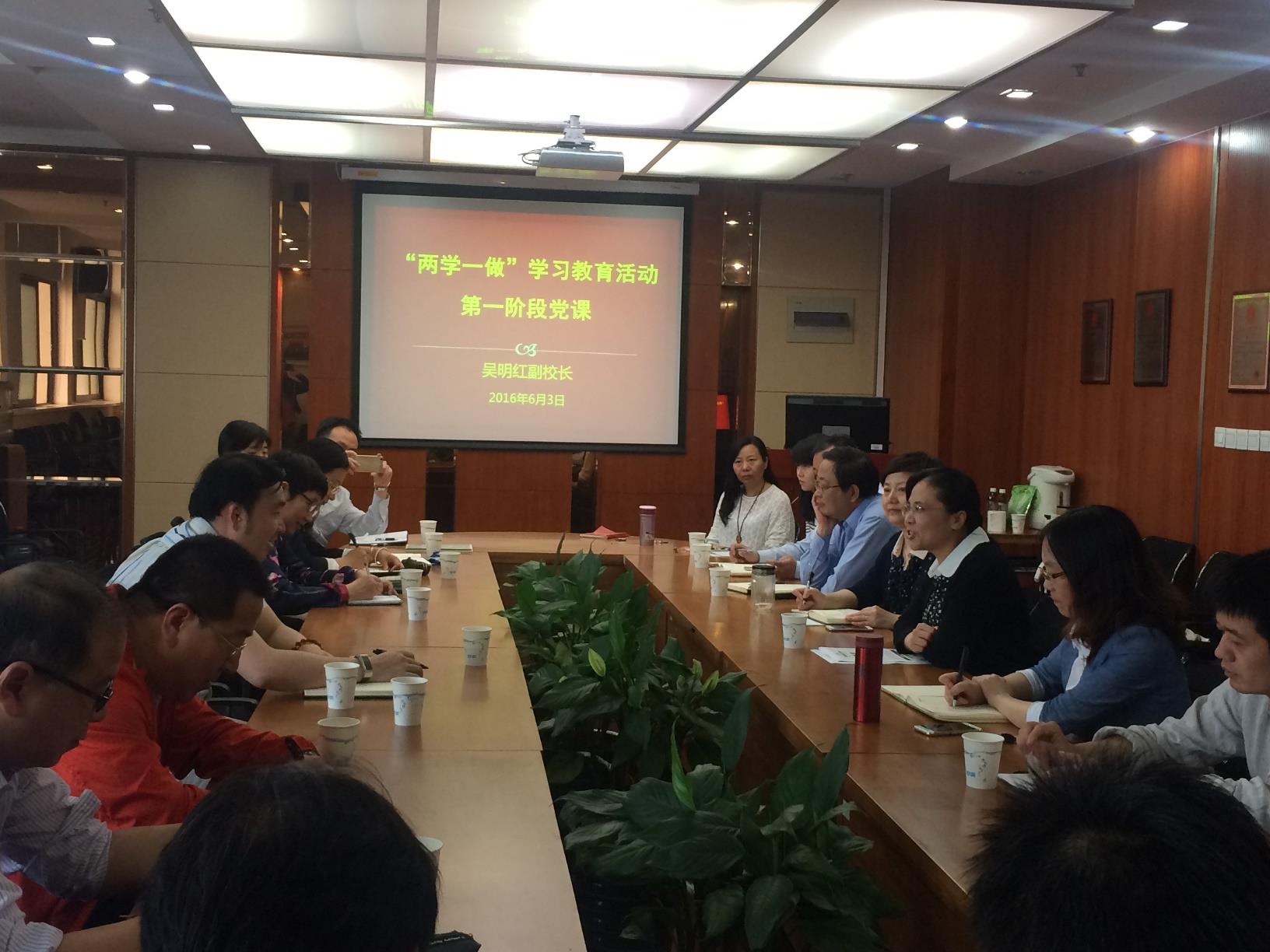 00490DA3EEF28BF8D0A609BBD6B_2D28264C_2B8AD.jpg?e=