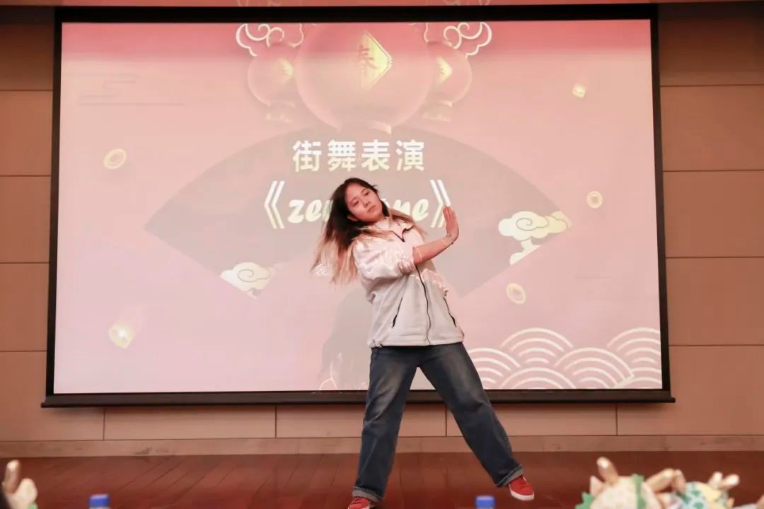 134057C0C06CFD617CE3839DA98_C60D6A26_E956