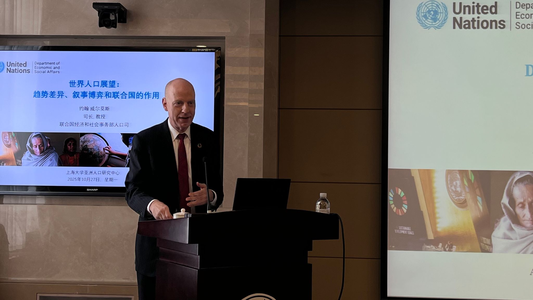 Johnͼ1.jpg Johnͼ1.jpg