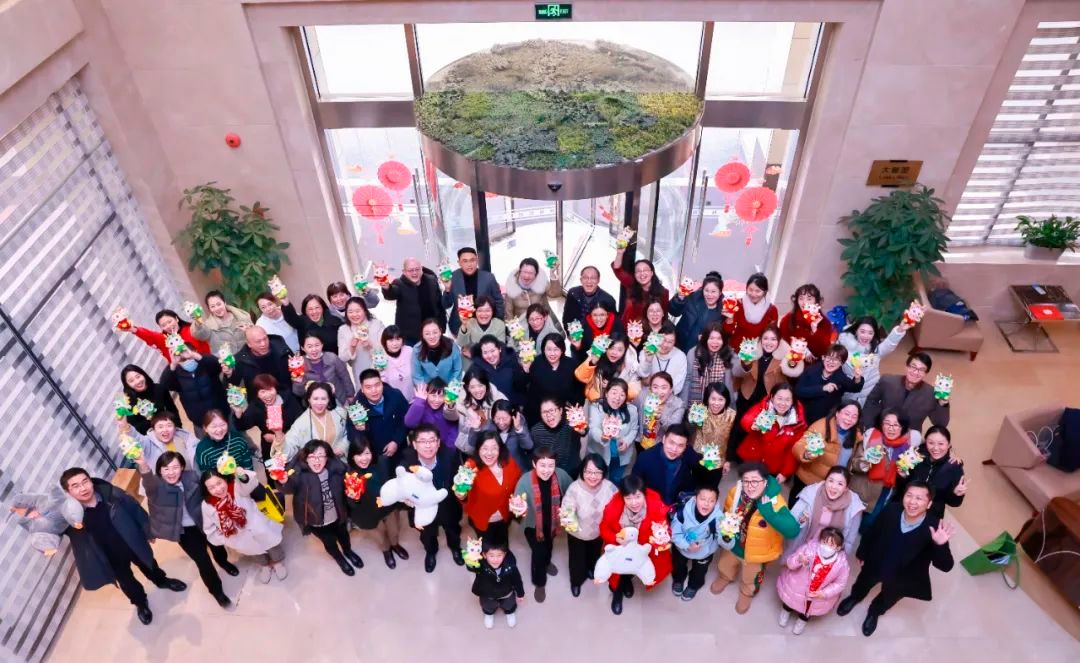 87E3EC307DE25D8E0FA281DB349_DE6E8420_2417D