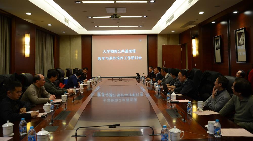 EF6ACF4F5B4E9D4FEB9D9D79A7F_2D8924C4_11709.jpg?e= EF6ACF4F5B4E9D4FEB9D9D79A7F_2D8924C4_11709.jpg?e=