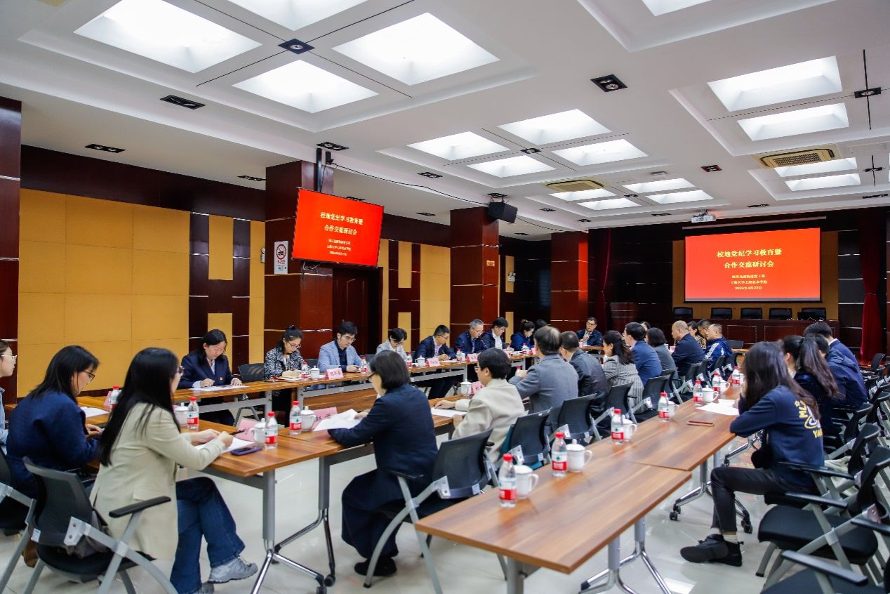 8547DC6D4ABB77906F58892E4C9_02868C5B_2AAF3 8547DC6D4ABB77906F58892E4C9_02868C5B_2AAF3