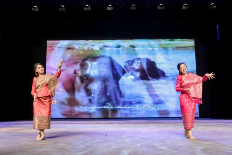 E8026B994D17FAF33264DB6C5AB_39436019_AED3