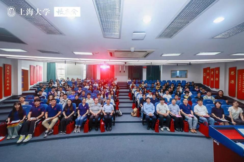 9B5DF5818099BA163BB63B754B0_C9487A75_185AD 9B5DF5818099BA163BB63B754B0_C9487A75_185AD