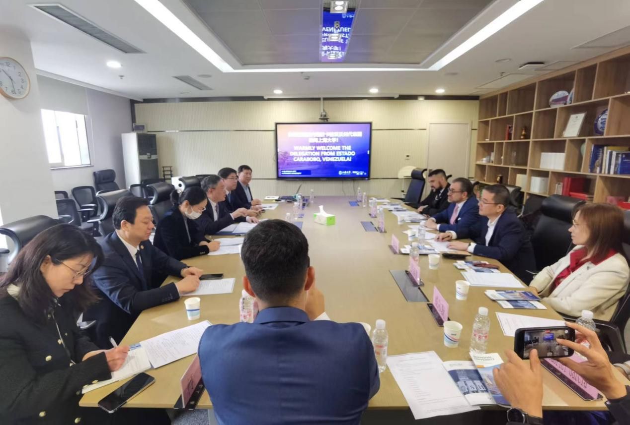 B9DEC5724B4422A027F5AF52AAB_9434D394_1FE32