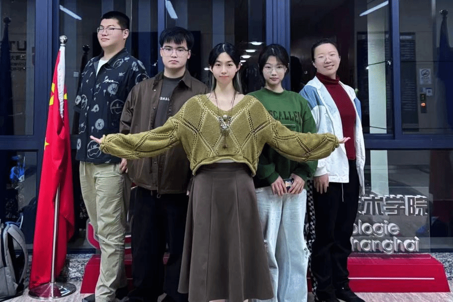 FB1B77E2B335B7F0178622325DF_1174C380_45899