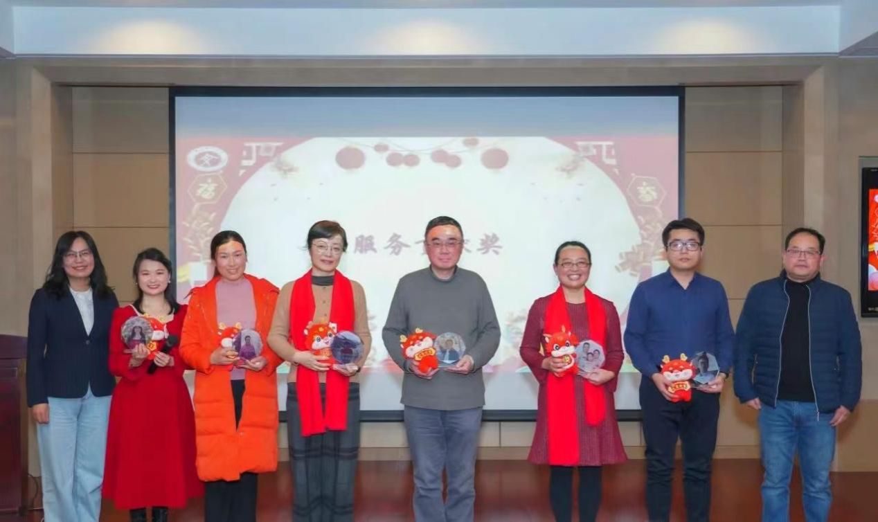 C5E03E8D0046C7713E191DE195B_8C51B5EF_16CA5 C5E03E8D0046C7713E191DE195B_8C51B5EF_16CA5