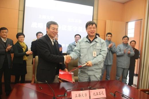 7D655905EBEBD8D12473626A7A4_37999428_685F.jpg?e= 7D655905EBEBD8D12473626A7A4_37999428_685F.jpg?e=